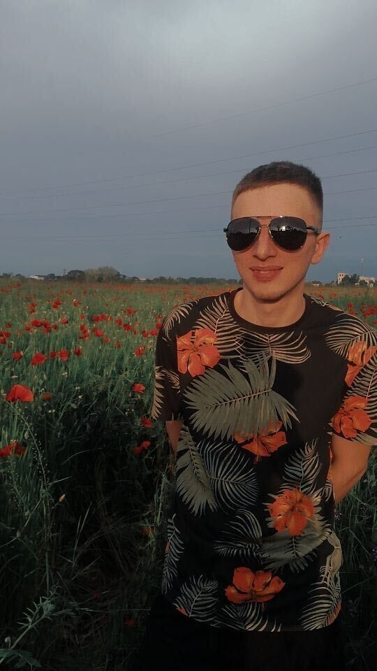  ,   Niki, 29 ,   ,   