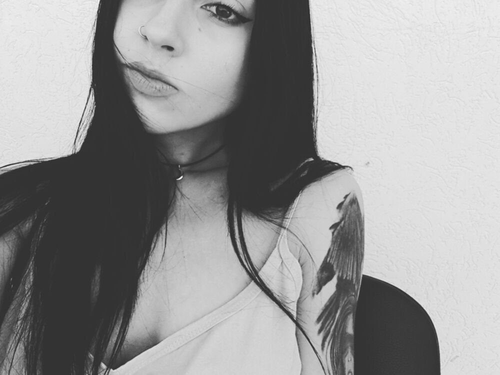  ,   Kira, 32 ,   ,   , c 