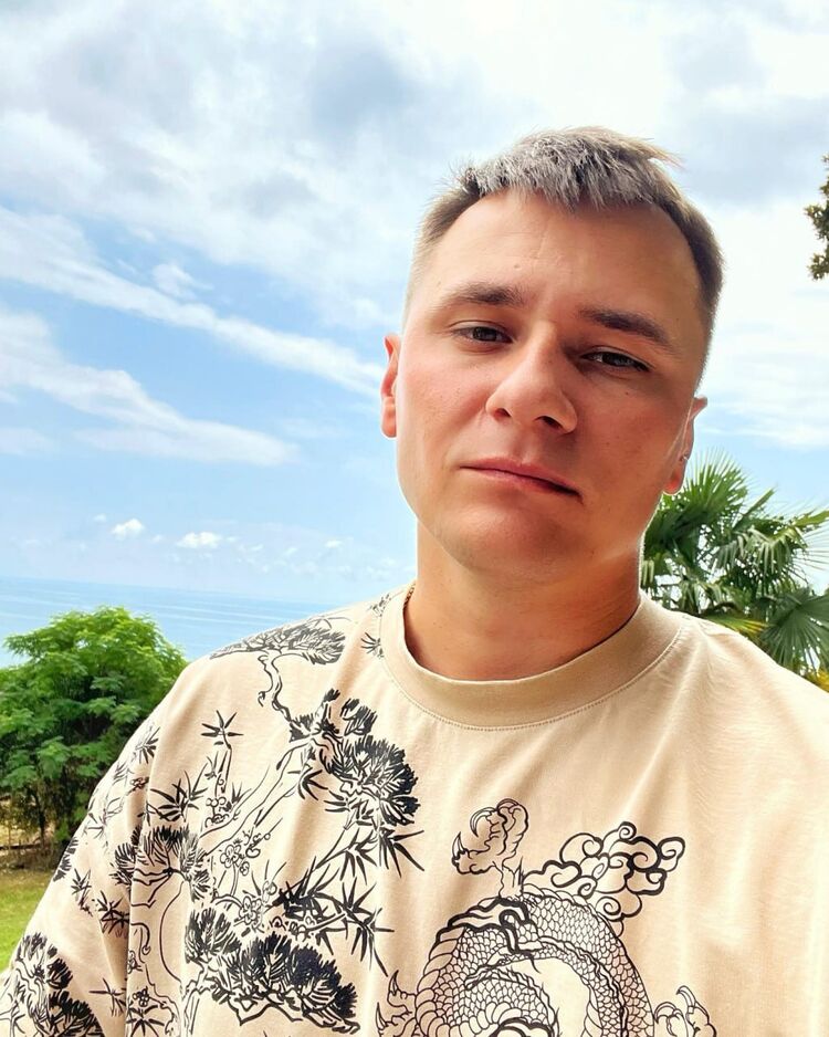  49965947  , 37 ,    