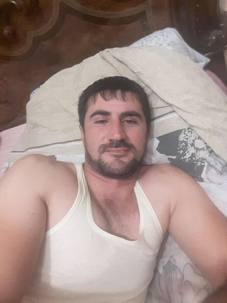  21337817  Isa, 37 ,    