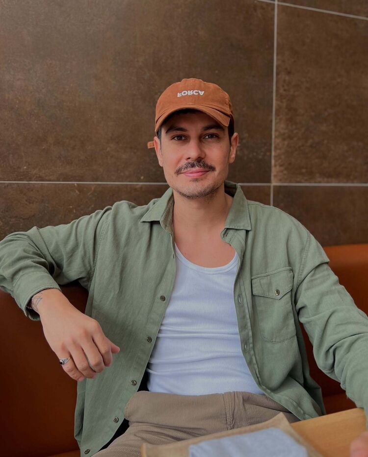  -,   , 35 ,   ,   , c 