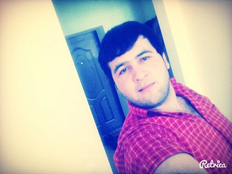  8457937  Ali, 33 ,    
