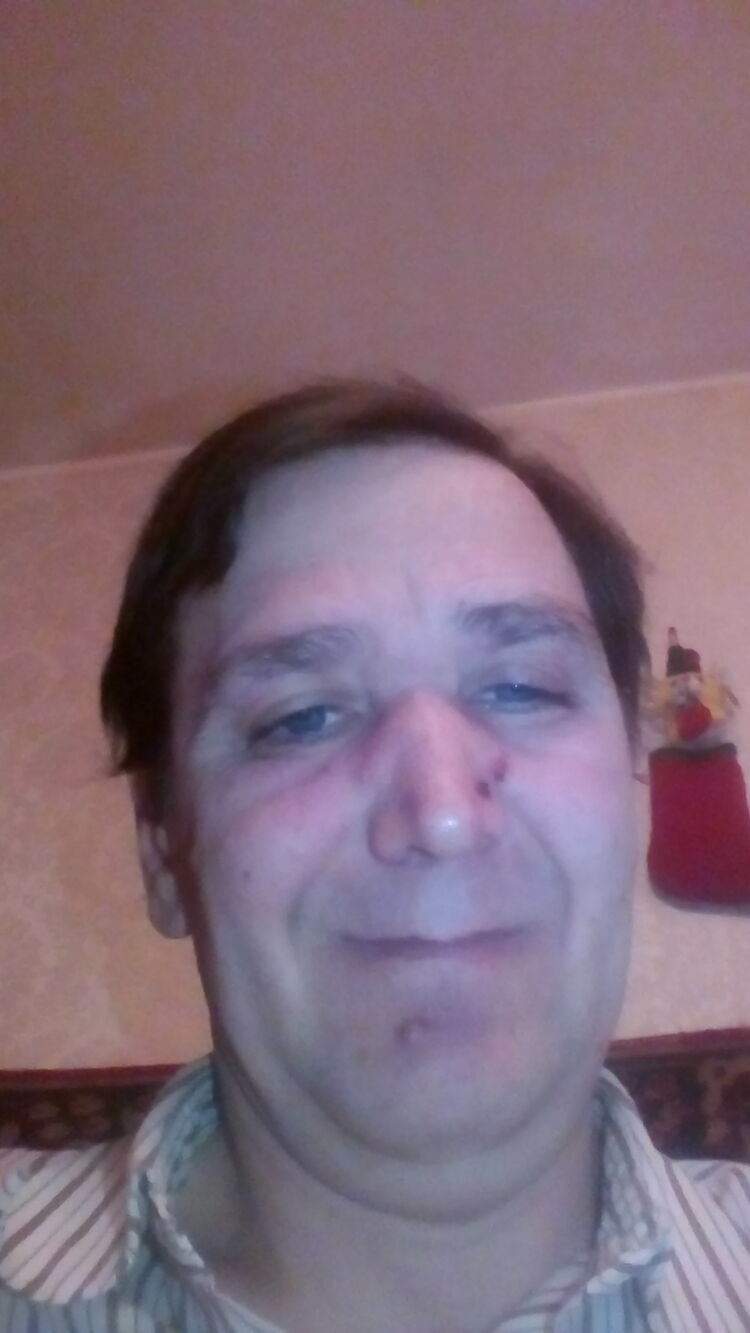  33046597  , 52 ,    