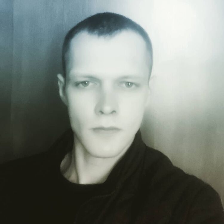  22046307  , 31 ,    