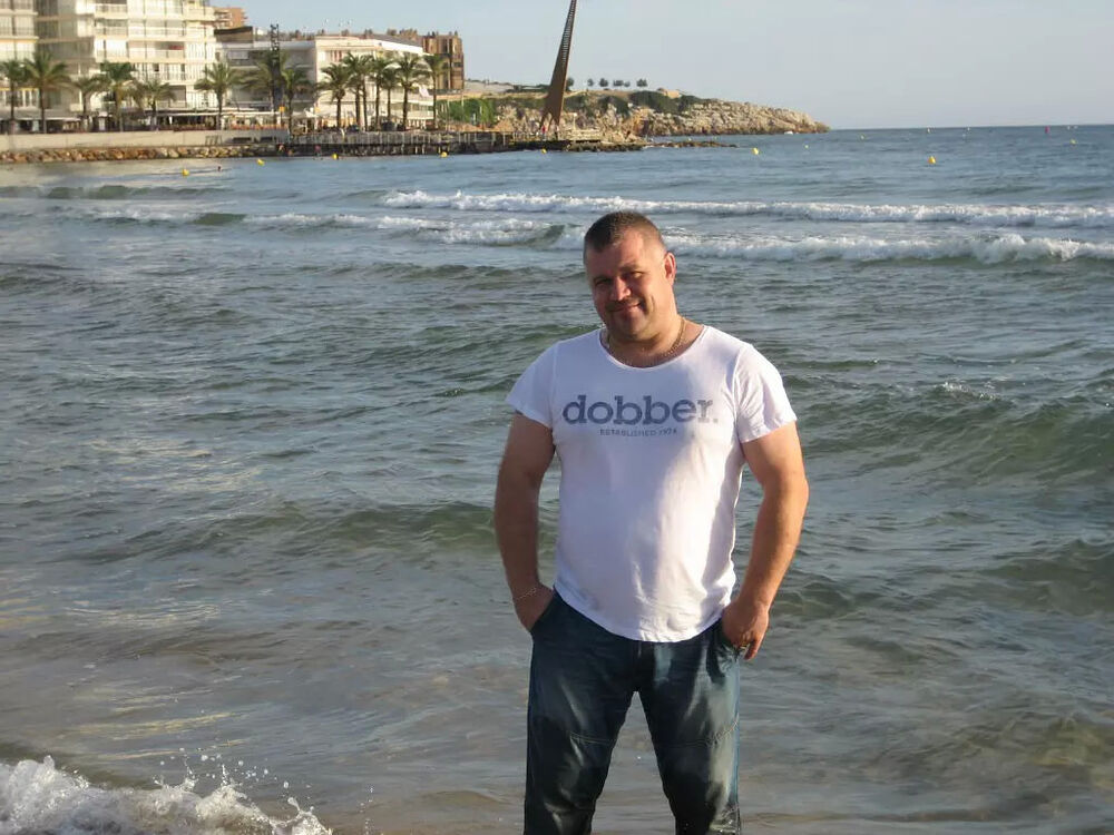  Malmoe,   Alik, 47 ,   ,   , c 