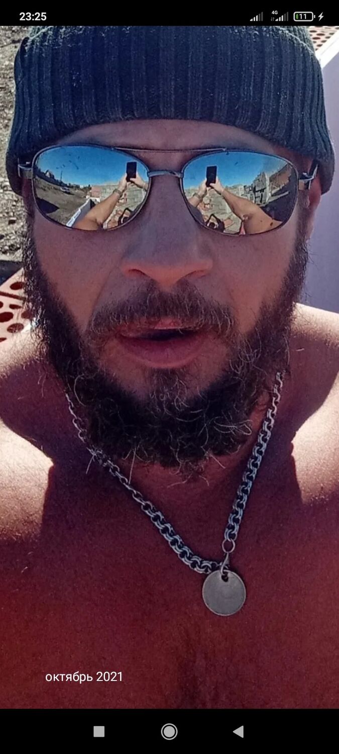  34364287  Maxim, 46 ,    