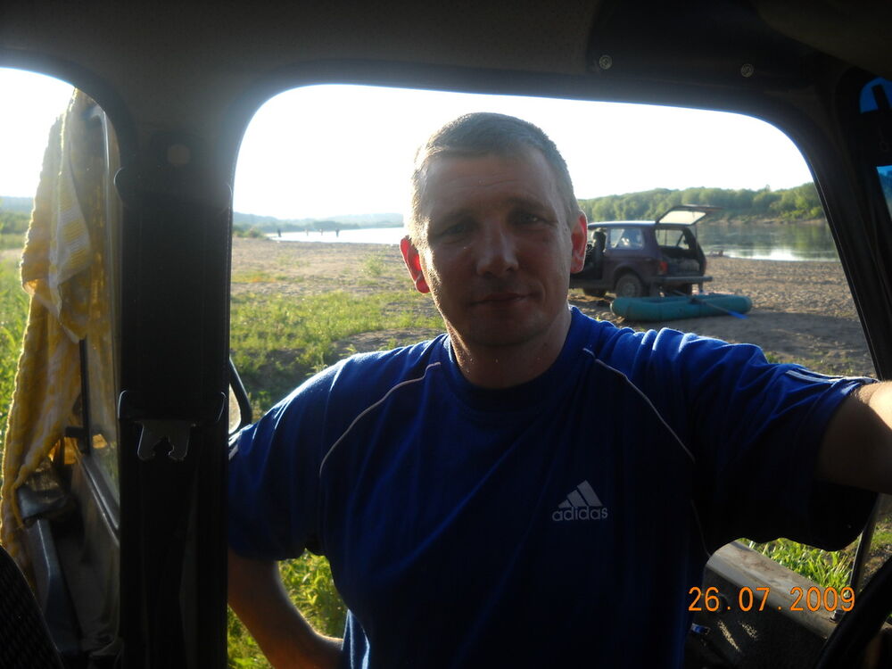  ,   Alex, 41 ,   ,   , c 