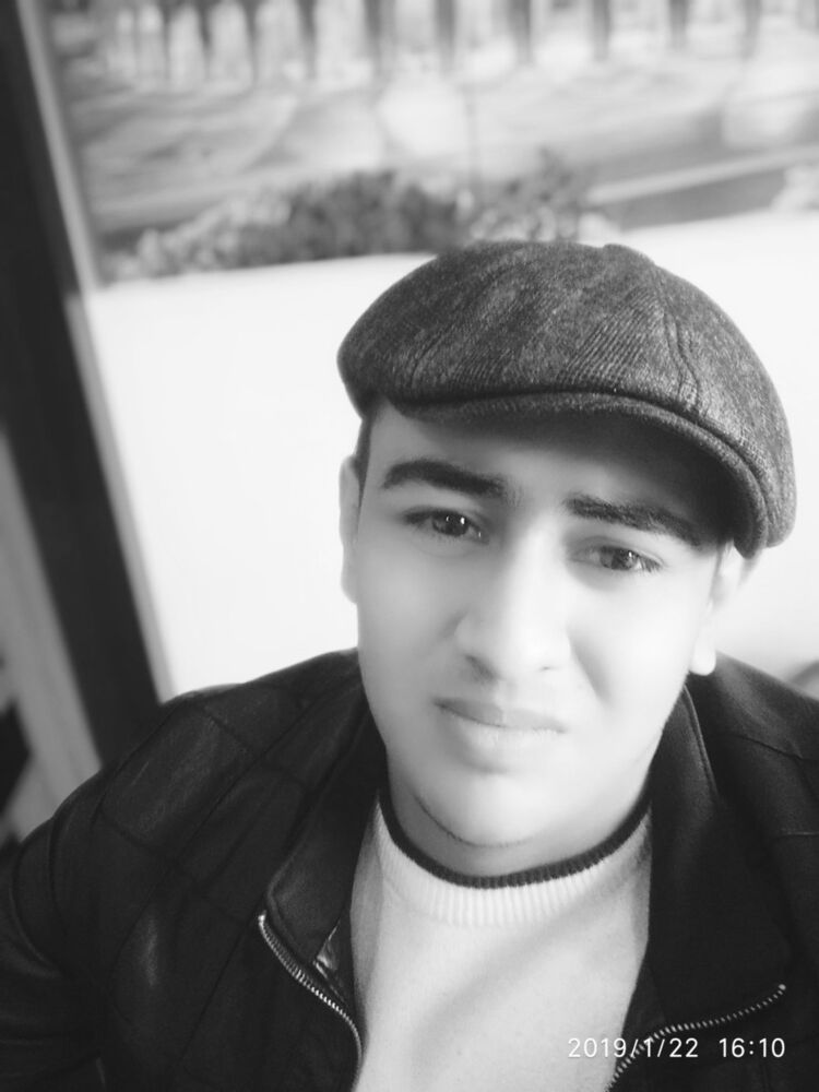  15425797  Muxamad, 30 ,    