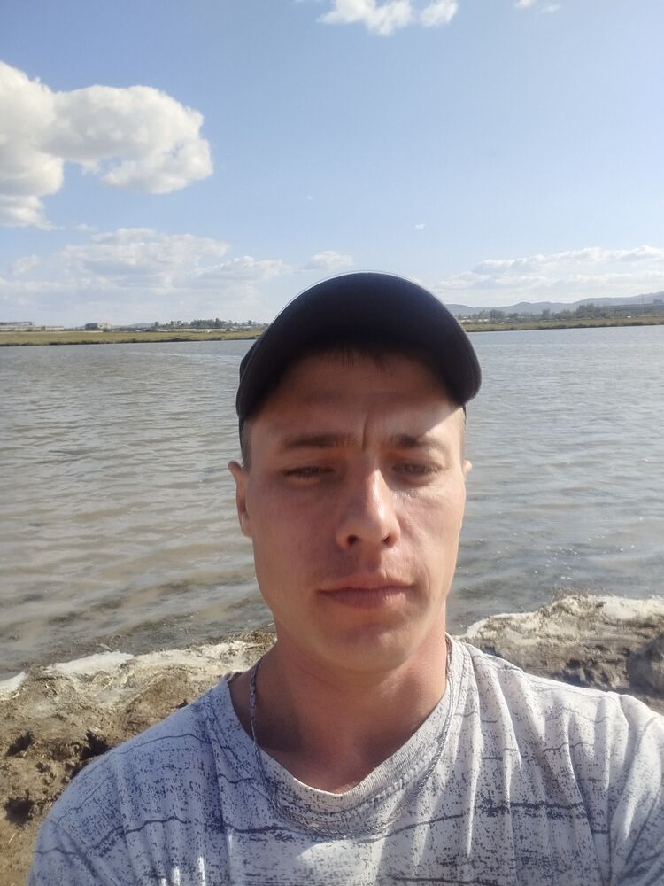  46577807  , 29 ,    