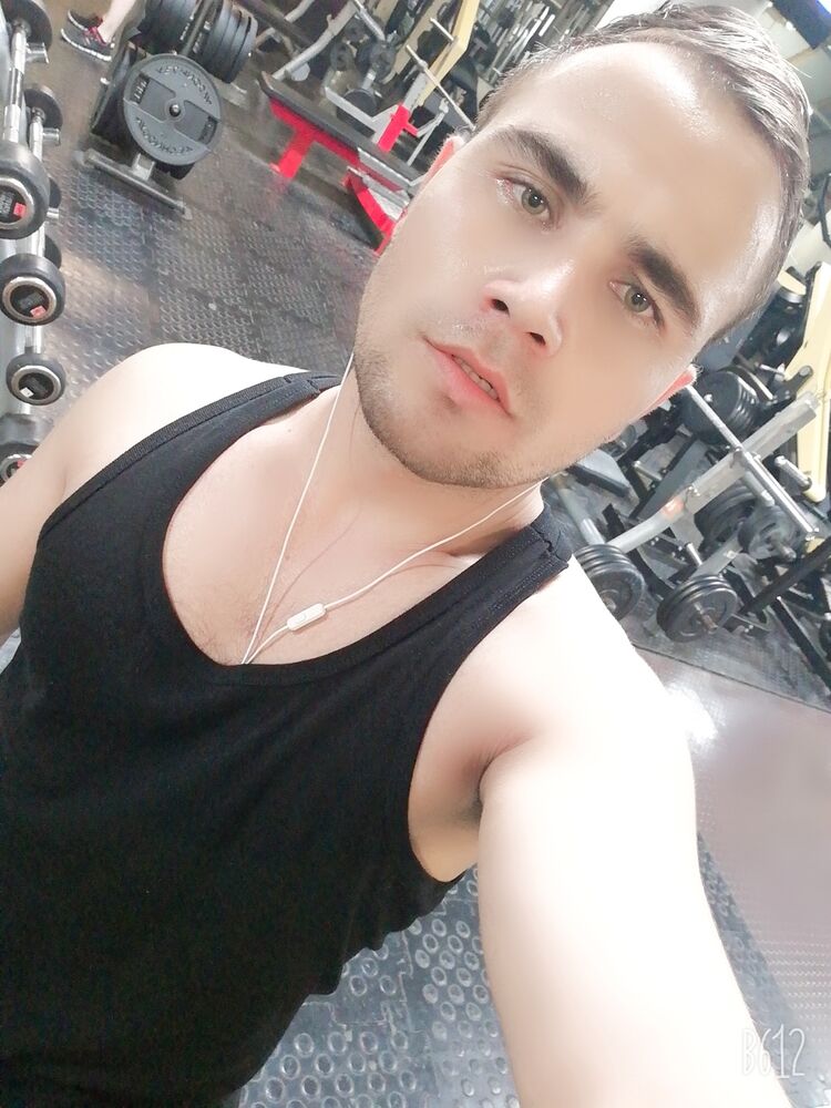  46717057  , 32 ,    -