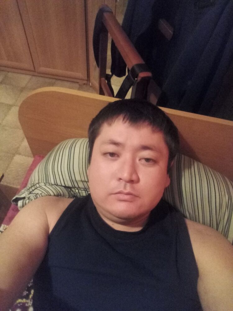  18723837  Zhasik, 39 ,    