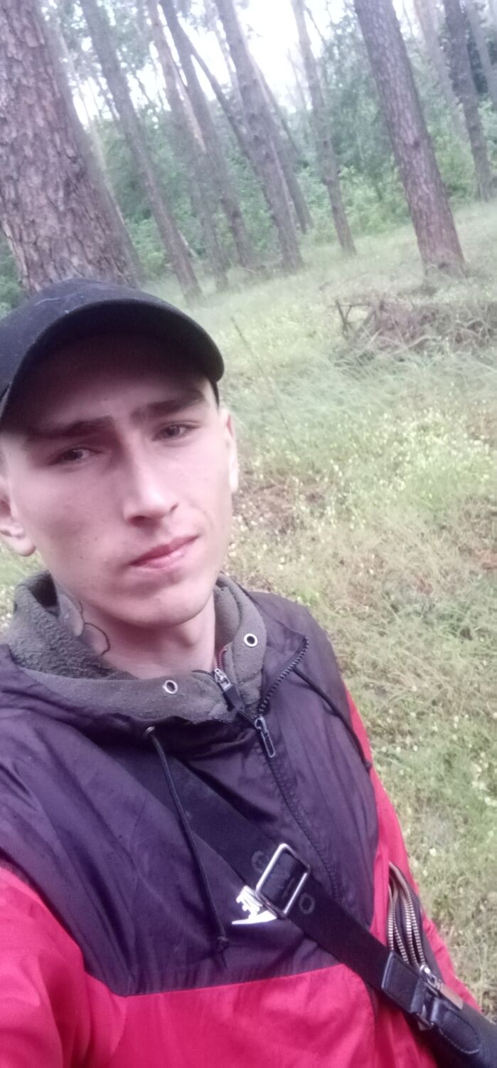  23041977  , 28 ,    