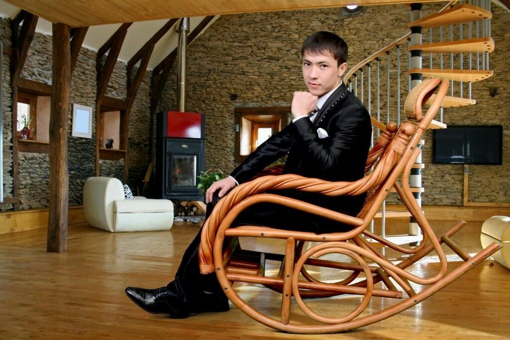  ,   Dostonjon, 33 ,   ,   , c , 