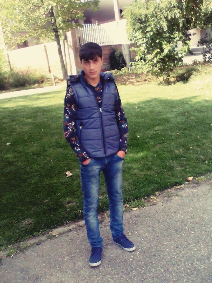  5068907  Harut, 32 ,    