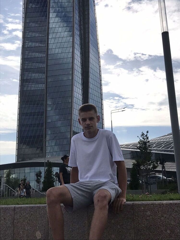 ���� 37163287 ����� ������, 21 ���, ���� ���������� � �����