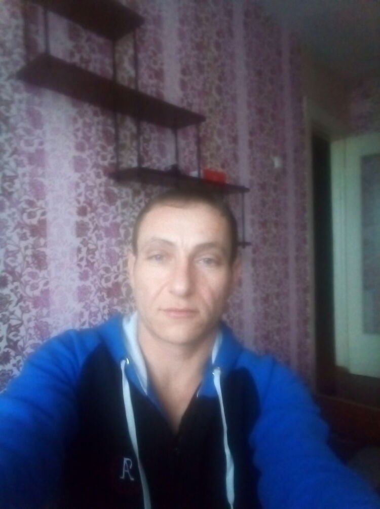  18640877  , 39 ,    