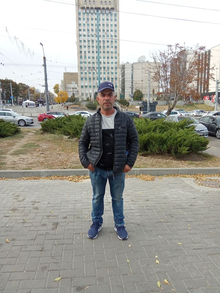  ,   Vasia, 42 ,   ,   