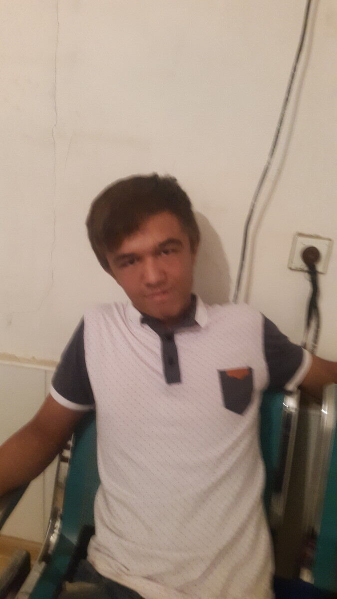  16829957  Walera, 27 ,    