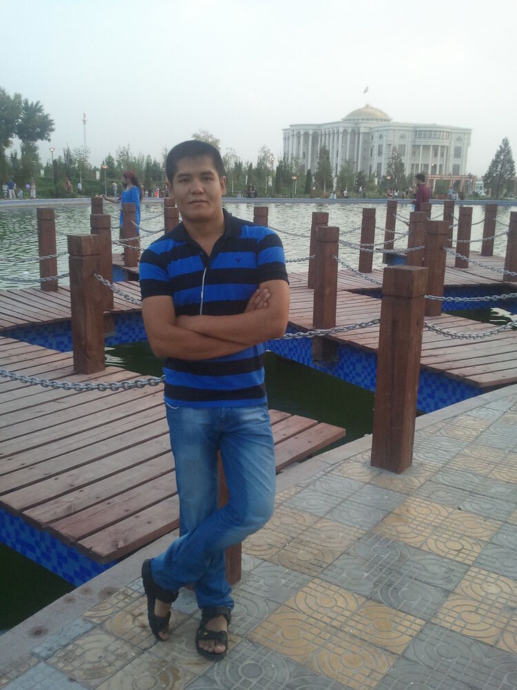  ,   Ruziboy, 33 ,   