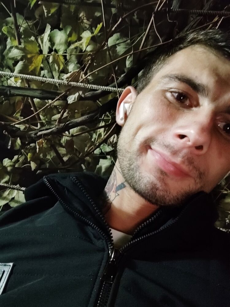  41688347  , 30 ,    