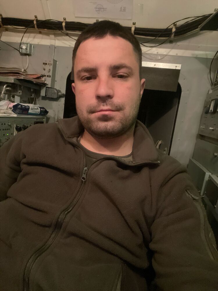  48580827  , 30 ,    