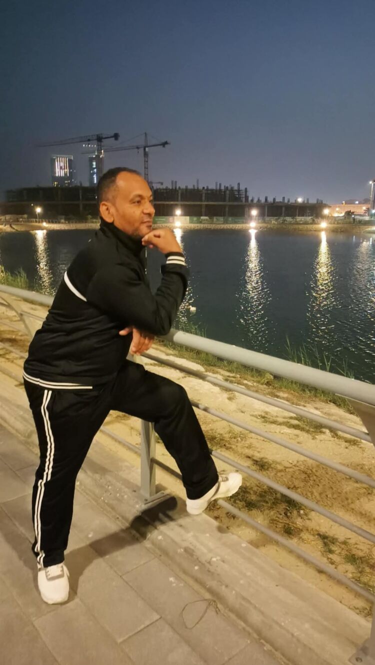  49343047  Tamer naser, 45 ,    Al Ghardaqah