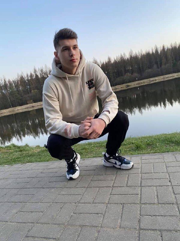  ,   Dany, 23 ,   ,   