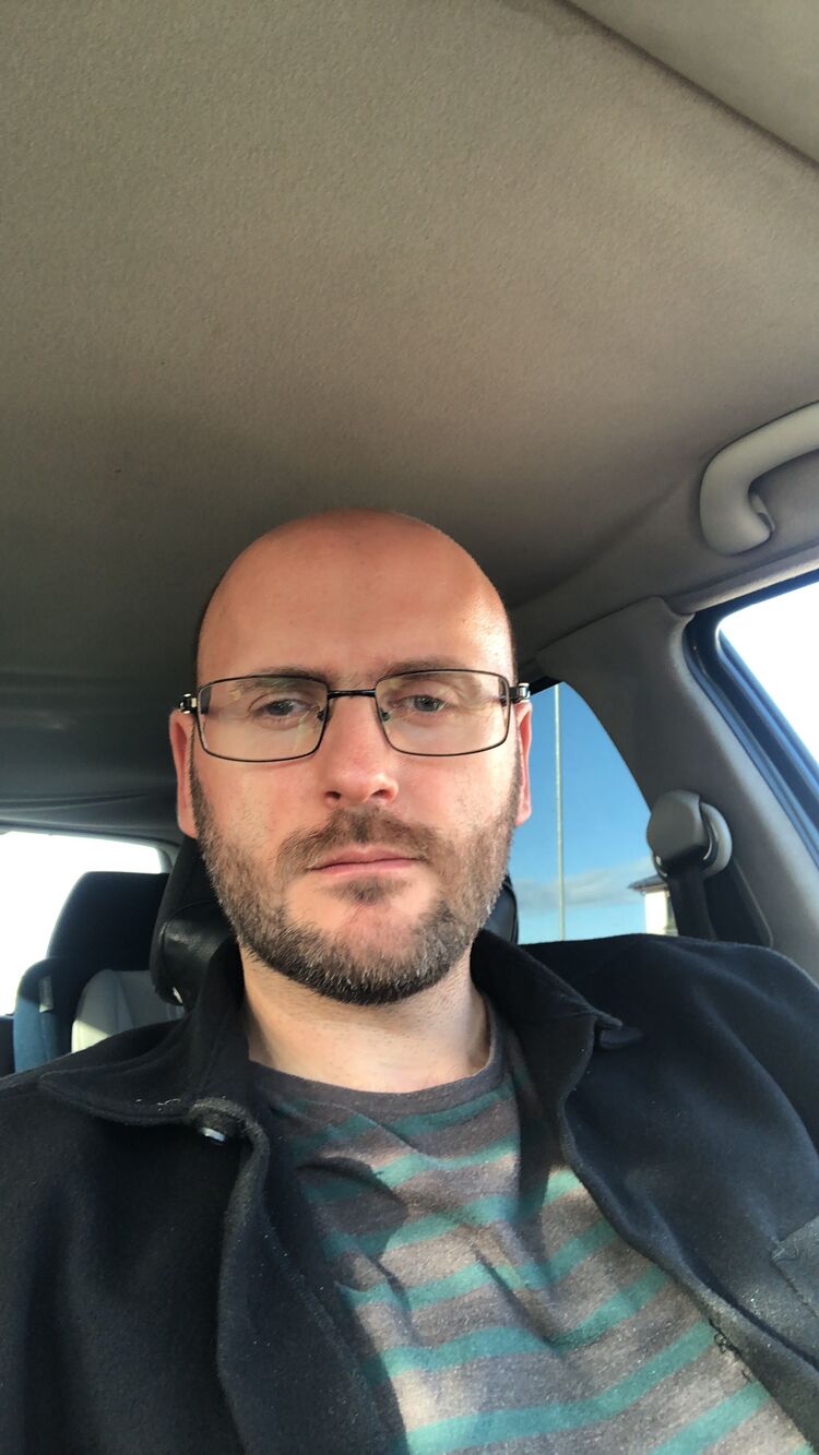  49780357  Ivan, 35 ,    Valcha