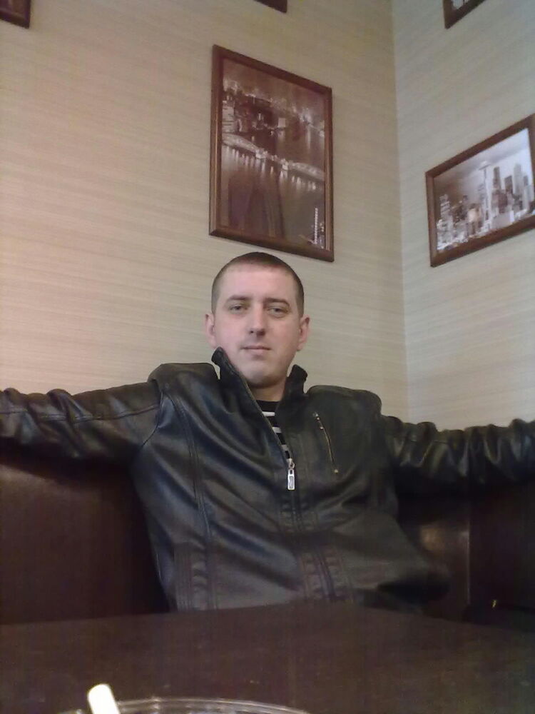  ,   Sergiu, 42 ,   ,   , c 