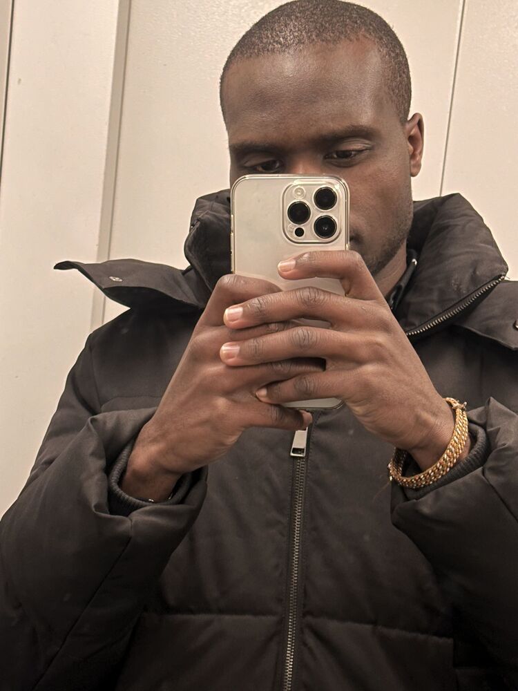 ���������� ���������, ���� ����� Darcy Eber, 25 ���, ������������ ��� ������, ����� � ���������, c�������� ���������, ���������