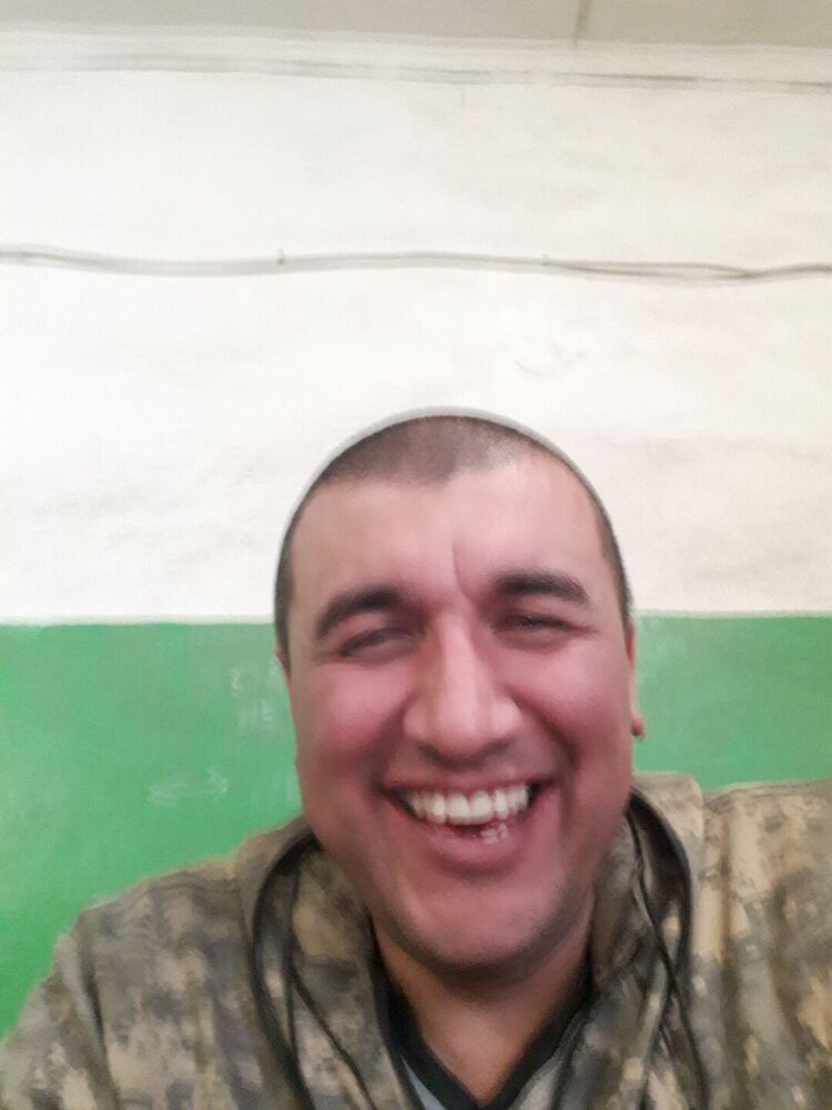  32532937  , 42 ,    