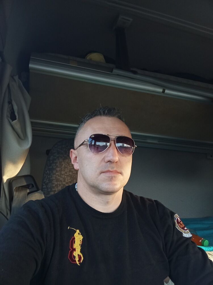  52460247  Vova, 39 ,    