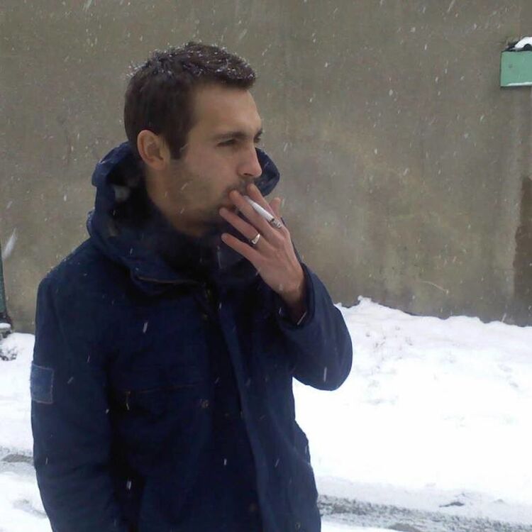  4351287  Irakli, 39 ,    