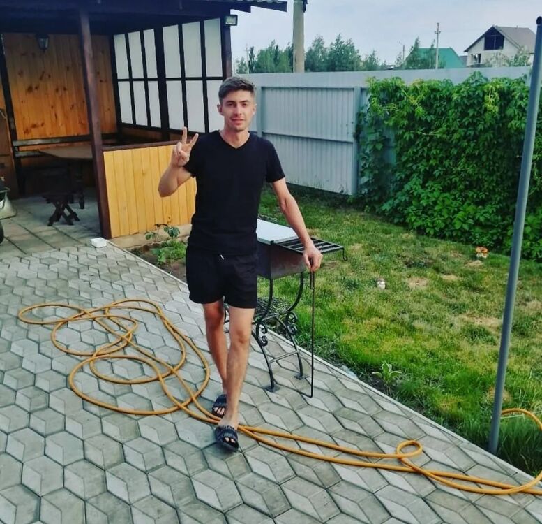  28881797  , 21 ,    
