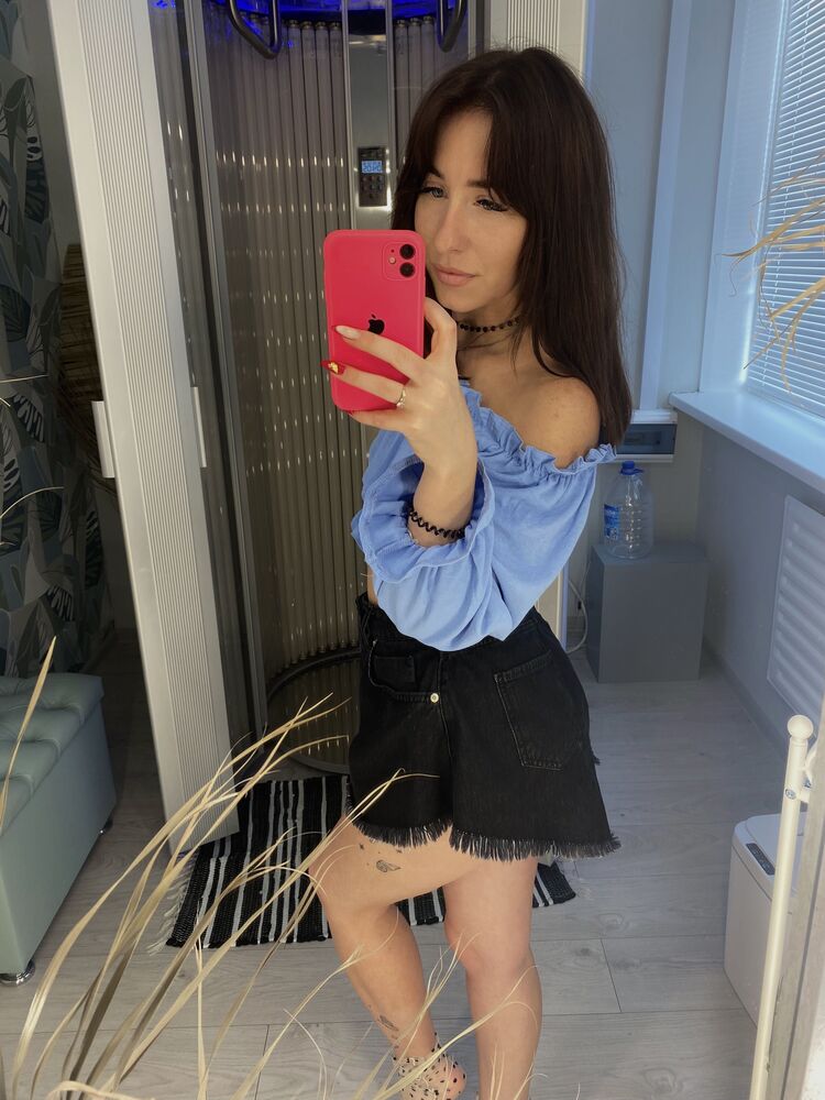  44189547  , 28 ,    