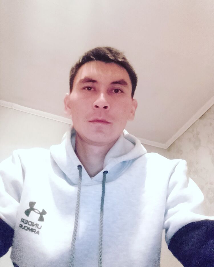  33784117  Akzhol, 29 ,    
