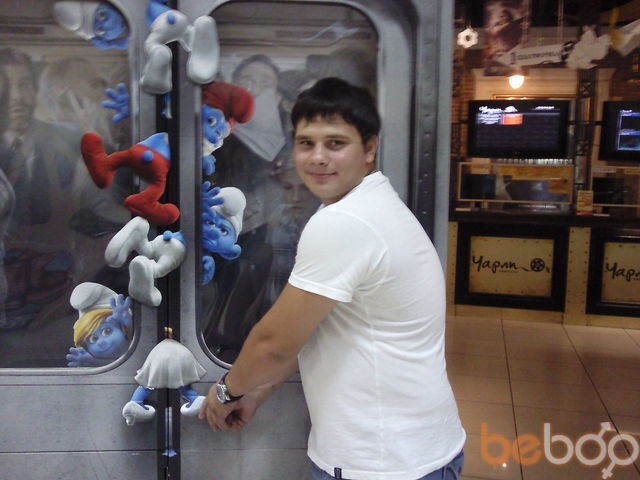  ,   Dimasik, 37 ,  