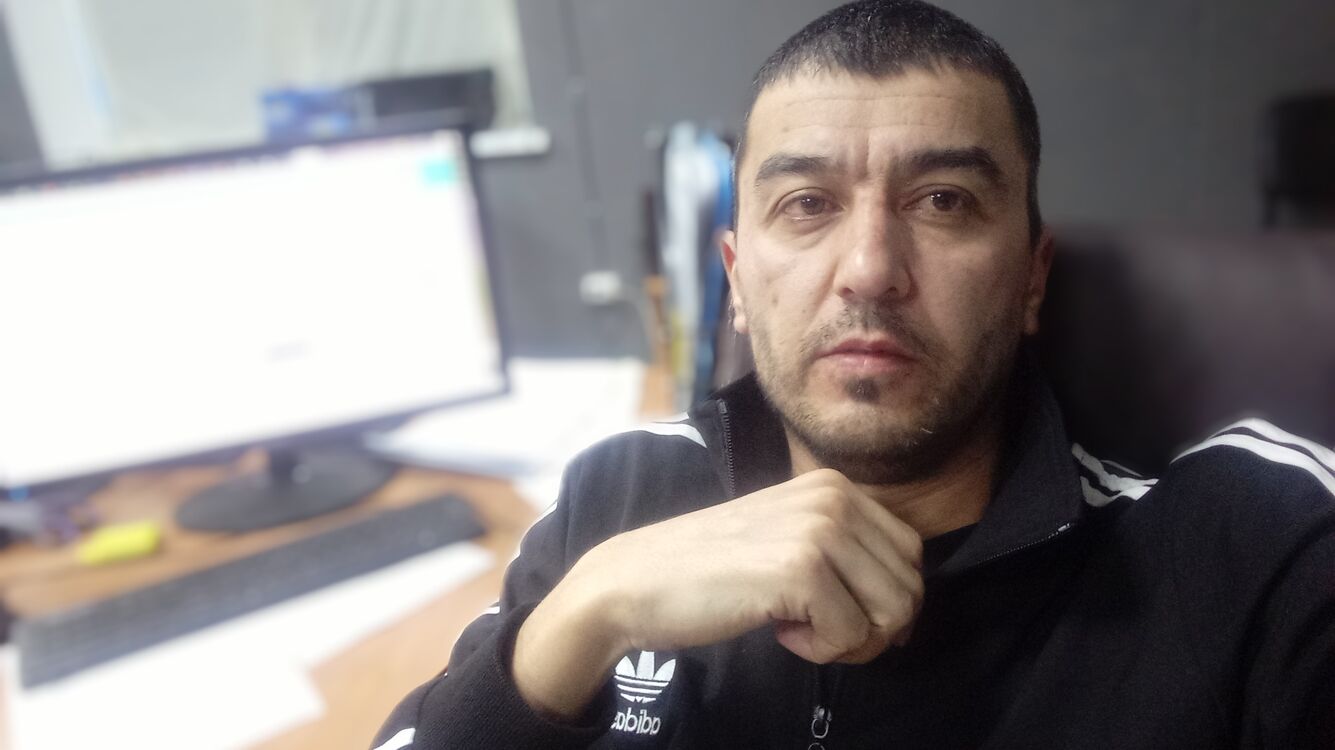  ,   Duli, 42 ,   ,   