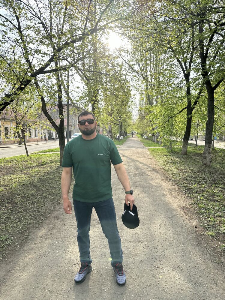  42662307  MARAT, 35 ,    