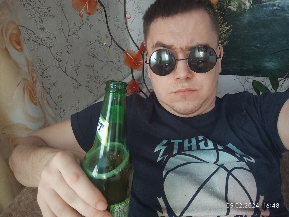 44313517  , 24 ,    