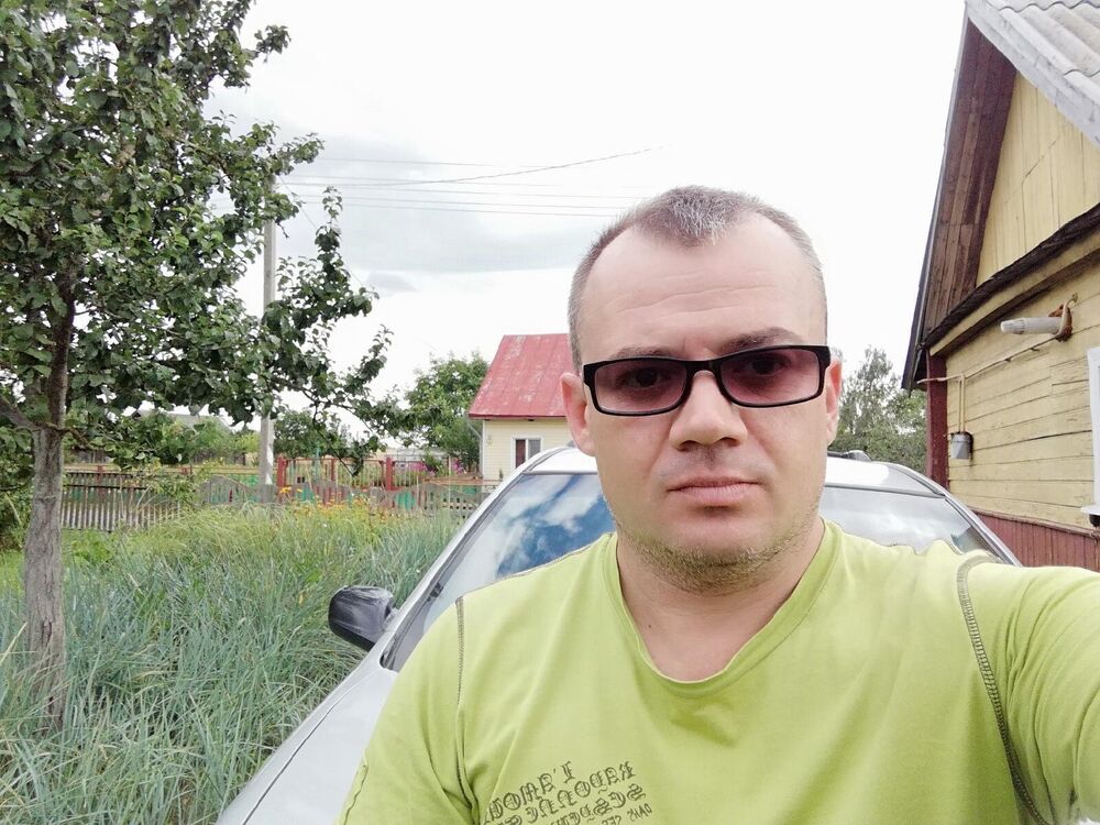  49695497  Nik, 48 ,    