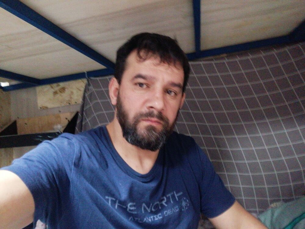  ,   Yusuf, 40 ,   ,   