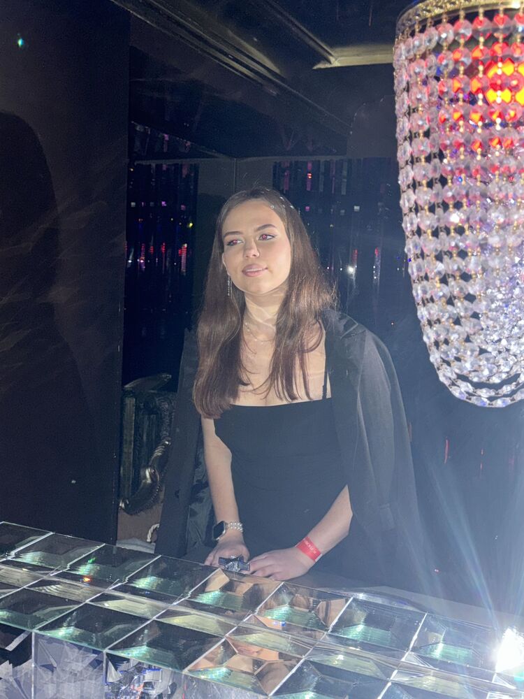  ,   , 19 ,     , 