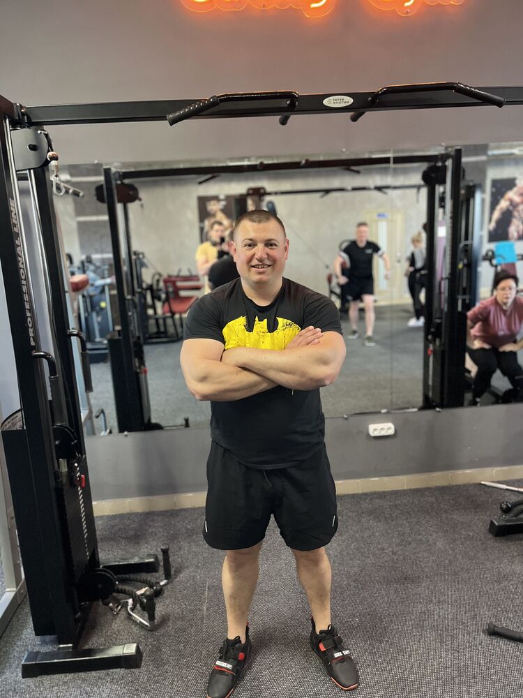  ,   Igor, 38 ,   ,   