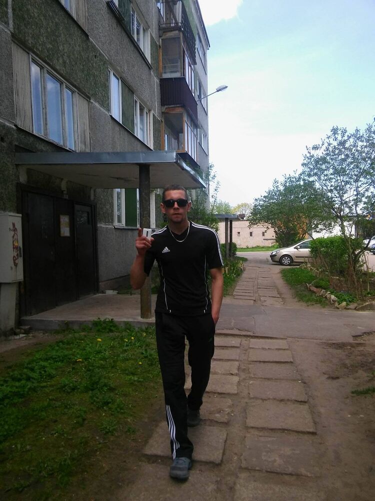  7481077  Turik, 35 ,    