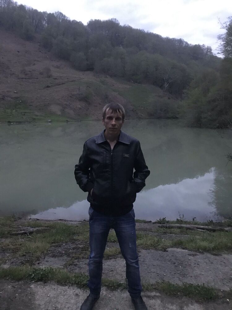  32364867  , 35 ,    