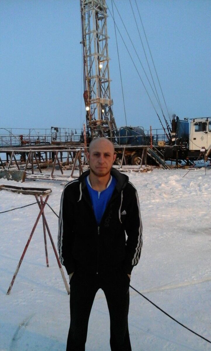  9453167  , 44 ,    