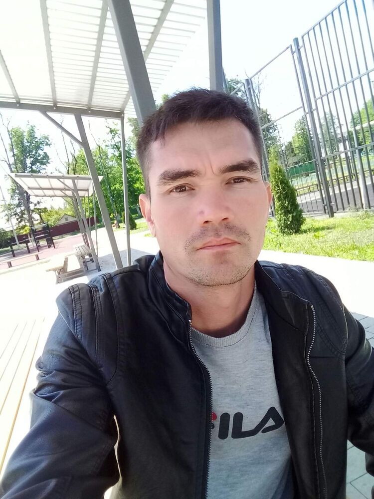  38900567  , 32 ,    