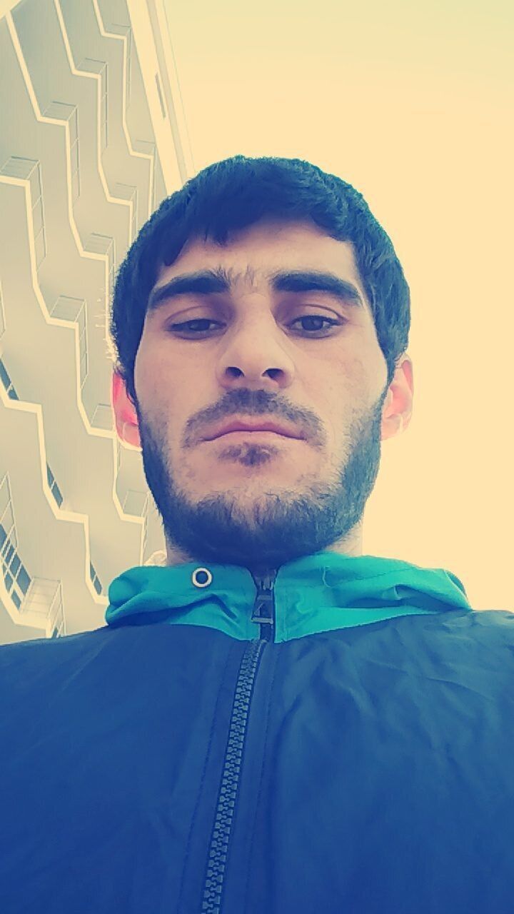  41366587  VAGABOV, 37 ,    