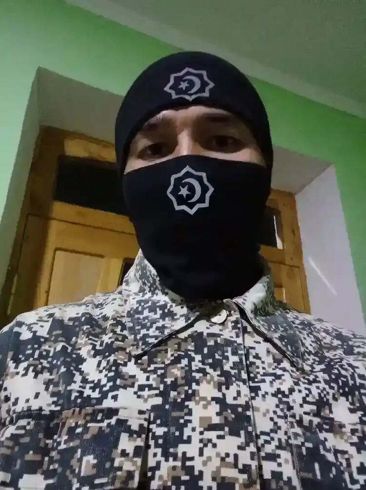  ,   Akajon, 33 ,   ,   